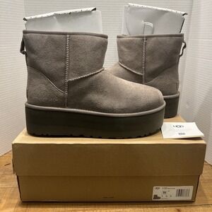 UGG Women's Classic Mini Platform Grey Short Boots Bootie Shoes NEW Size 11
